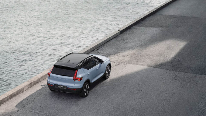 Volvo EX40 185kW Extended Range Plus 82kWh 5dr Auto Electric Estate - Image 8